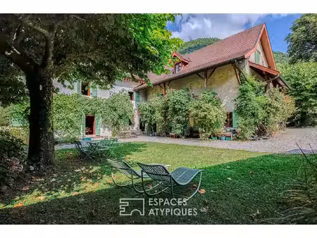 maison de luxe à vendre à menthon-saint-bernard