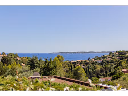 villa de luxe à vendre à les issambres