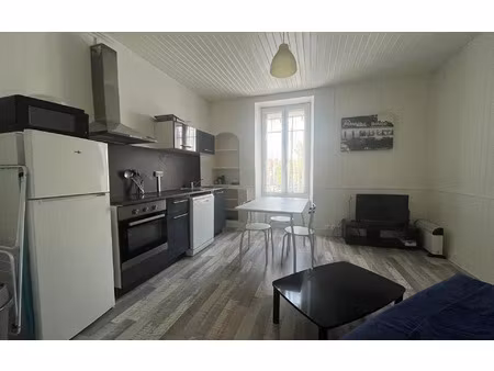 location appartement  31 m² t-2 à limoges  490 €