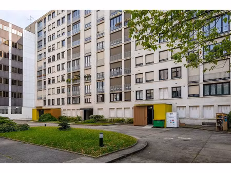 location parking à paris 15ème (75015)  241 €