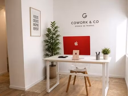 ☀️ ton nouveau bureau avec vue mer existe