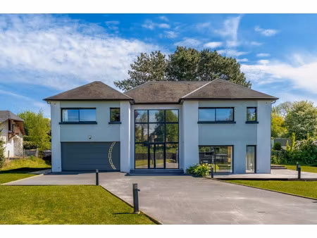 maison de luxe à vendre à fontaine-la-mallet