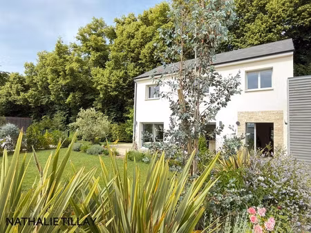 maison de luxe à vendre dans le quartier picardière-bionne-roche