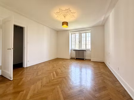 villa de luxe à vendre dans le quartier vauban est