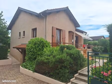 maison 6 pièces 170 m²