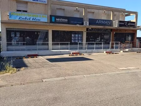local commercial axe pasant