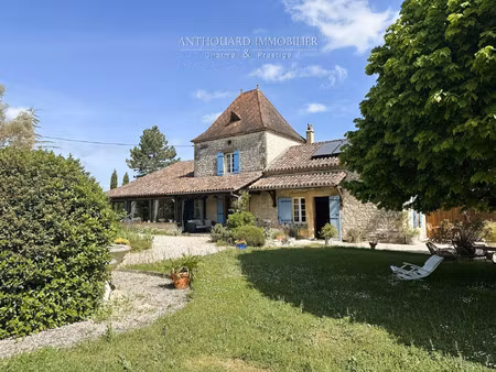 maison en pierre à vendre à beaumont-du-périgord
