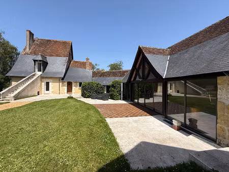 maison de luxe à vendre à beaumont-la-ronce