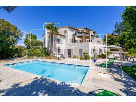 maison de luxe à vendre dans le quartier estérel plage-logis de l'aspé-péguière
