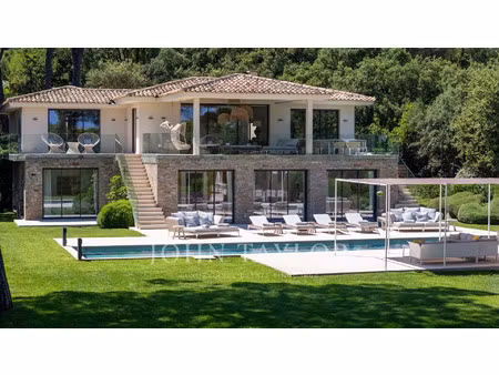 maison de luxe à vendre à ramatuelle