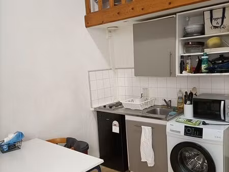 studio meublé de 32m² à 780 à bellecour