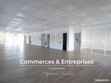 bureaux 205 m²