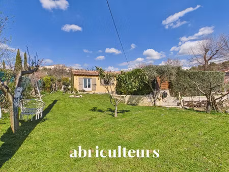 maison de luxe à vendre à callian