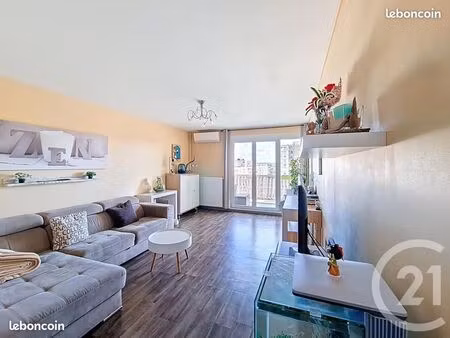 t4 de 79 m² à corbas