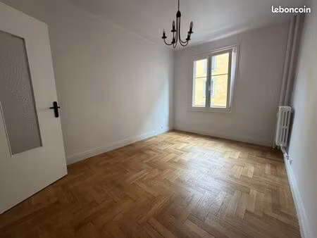 appartement 1 pièce 40 m²