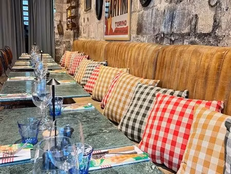 restaurant 225 m² saint-rémy-de-provence