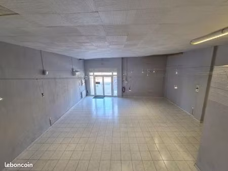 local commercial 100 m²
