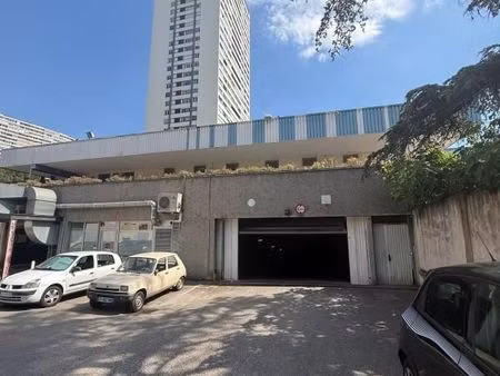 garage 10 m² marseille