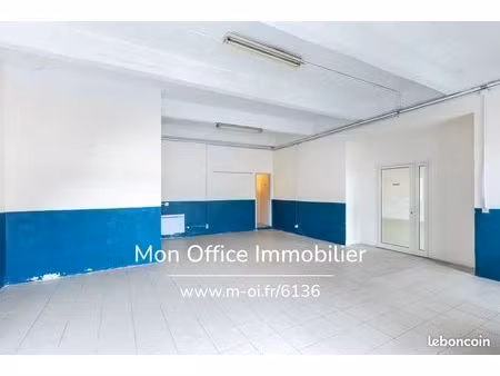 local 130 m²