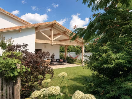 maison de luxe à vendre dans le quartier saint bruno-saint augustin
