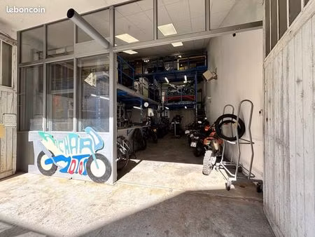 local commercial 130 m² beaujeu