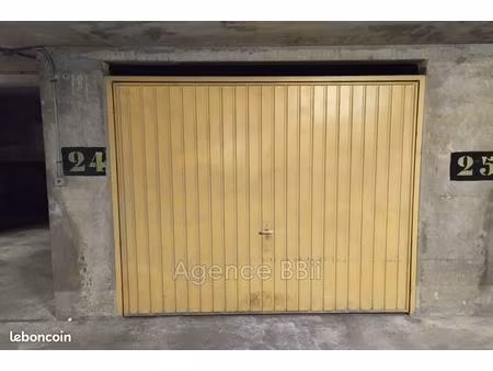 parking/box 14 m² paris