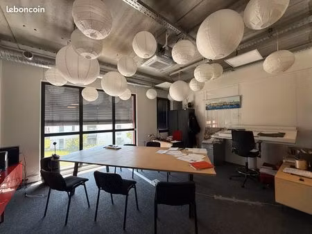 bureaux à louer rillieux
