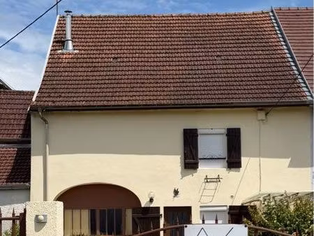 vends maison à soing