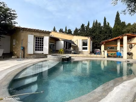 villa 5 pièces 156 m²