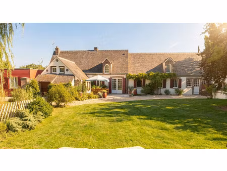 maison de luxe à vendre à escorpain