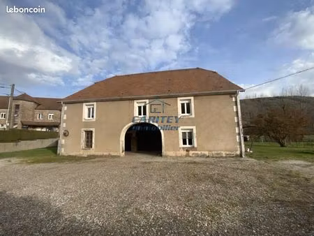 ferme 7 pièces 178 m²