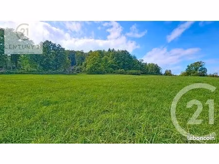 terrain 1 772 m² combeaufontaine