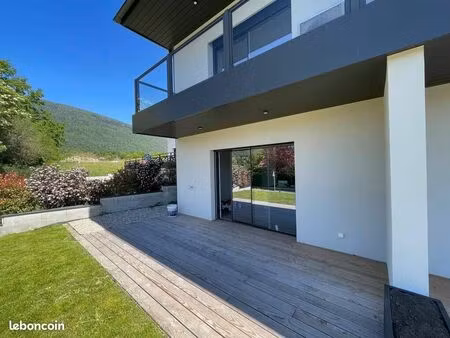 duplex 113 m² echenevex