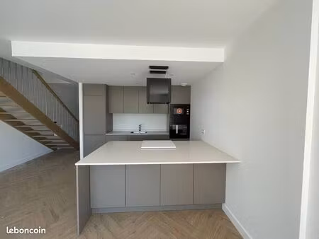 duplex 87 m² echenevex