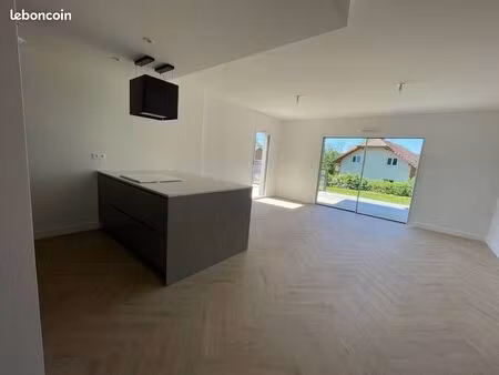 duplex 88 m² echenevex