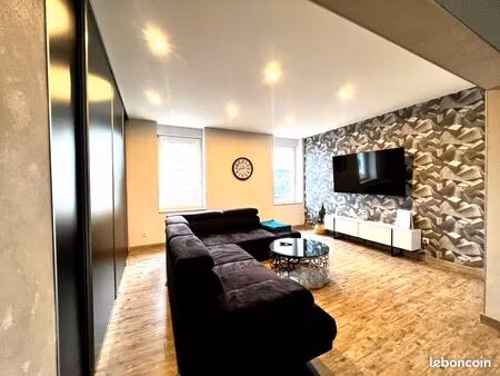 appartement lumineux avec terrain