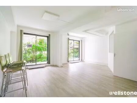 bureaux 190 m²