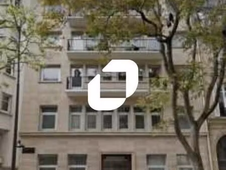 bureaux 225 m²
