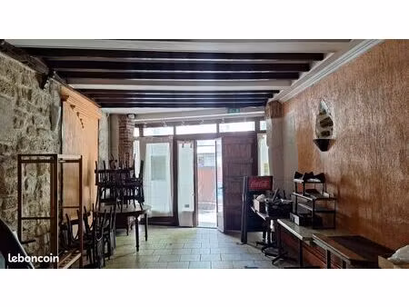 local commercial place gambetta 75020