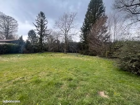 terrain frans 710m²_bc