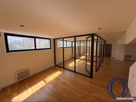 bureaux 112 m² paris