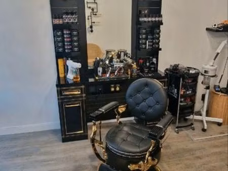 barbershop & studio