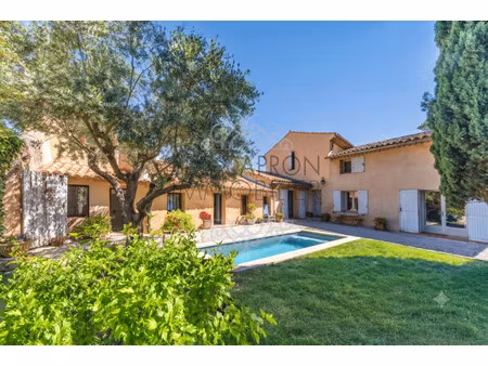 ferme à vendre à aix-en-provence