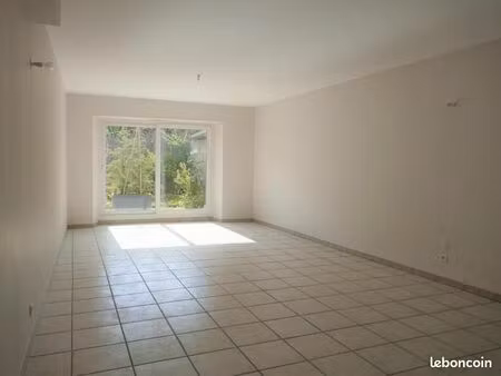 appartement 3 pièces 102 m²