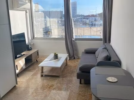 studio port de toulon pour étudiant