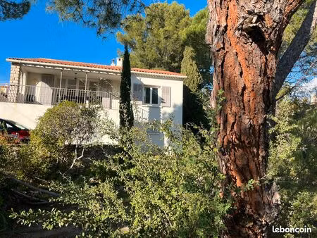villa bandol quartier escourche
