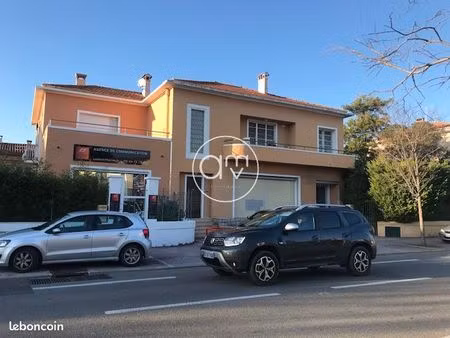 local 76 m² hyères