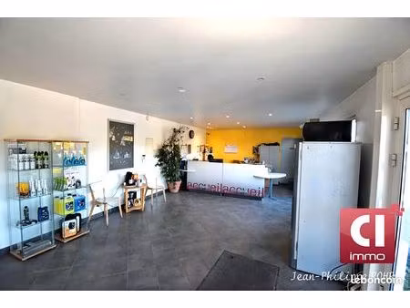 local 400 m² sainte anastasie sur issole