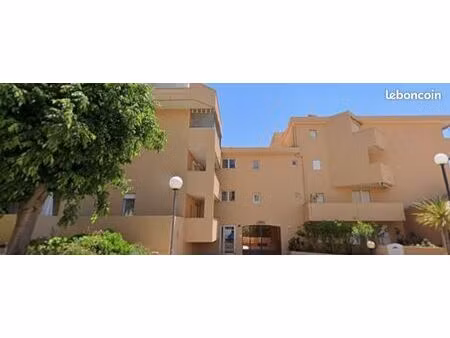 vends studio centre ville sainte maxime