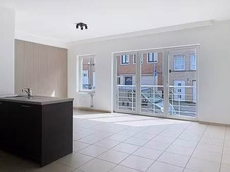 appartement à louer avec terrasse et 2 chambres   koekelberg (vbe34549)